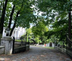 6 Birch Hill Ct Old Westbury NY 11568 See Est Value Schools More 6 Birch Hill Ct Old Westbury NY 11568 See Est Value Schools More