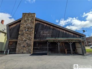 808 N  Main St, Jamestown, NY 14701