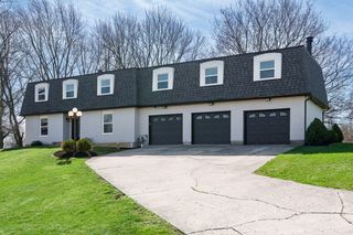 156 Boone Dr, Troy, OH 45373