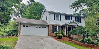 515 Wavetree Dr, Roswell, GA 30075