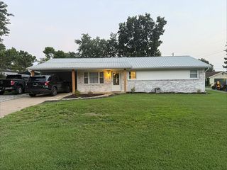 1295 Wind Crest Dr, Union City, TN 38261