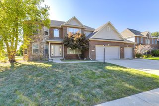 1821 Benodot St, Champaign, IL 61822
