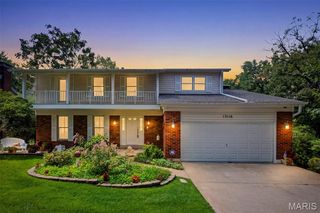 13116 Huntercreek Ridge Rd, Saint Louis, MO 63131