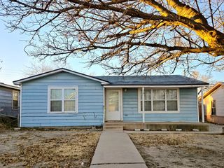 1508 E  7th St, Lubbock, TX 79403