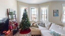 1161 Commonwealth Ave #8, Allston, MA 02134
