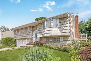 1643 Fairfax Avenue, West Islip, NY 11795