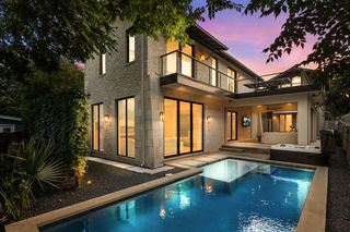 2309 S  4th St, Austin, TX 78704