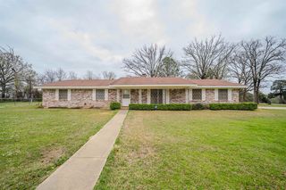 475 Fairway Dr, Gilmer, TX 75645