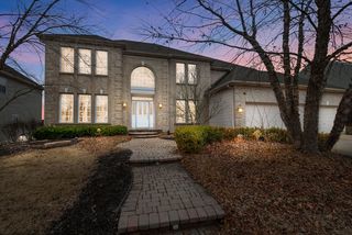 1338 Maple Cir, Dundee, IL 60118