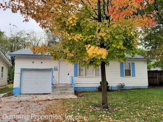 1221 N  Warren Ave, Springfield, MO 65802