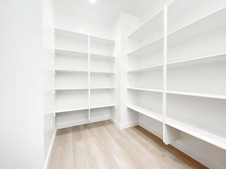 Pantry (Left Side)