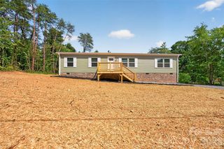 4279 Bivens Dr, Morganton, NC 28655