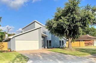 1090 Shakespeare Dr, Beaumont, TX 77706