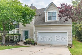 2068 White Cedar Ln, Waxhaw, NC 28173