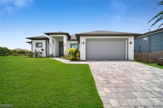 1143 NW 27th Pl, Cape Coral, FL 33993