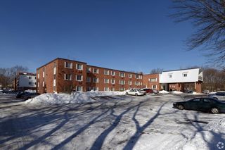 Apartments For Rent In Cranston Ri 33 Rentals Trulia