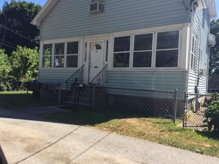 35 Arbor St E, Pawtucket, RI 02860