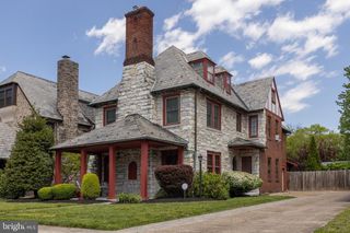 2633 N  2nd St, Harrisburg, PA 17110