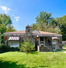2239 N Kansas Avenue, Springfield, MO 65803