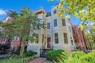 901 N  Carolina Ave  SE #2, Washington, DC 20003