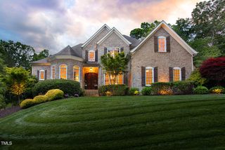 205 Windfall Creek Dr, Chapel Hill, NC 27517
