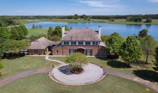 694 Mount Leopard Rd, Flora, MS 39071