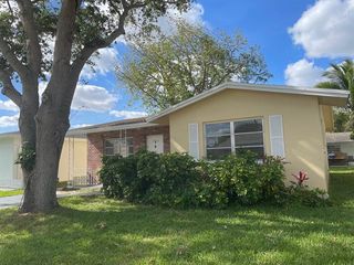 7315 NW 57th Ct, Fort Lauderdale, FL 33321