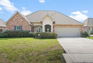 2005 Thomas Dr, Covington, LA 70435