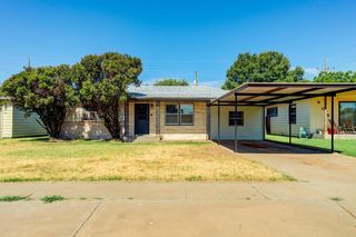 915 S  17th St, Slaton, TX 79364
