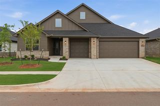 3765 Mesa Rd, Norman, OK 73071