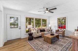 1117 Peninsula Dr, Gallatin, TN 37066
