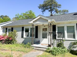 3909 Capers Ave, Columbia, SC 29205