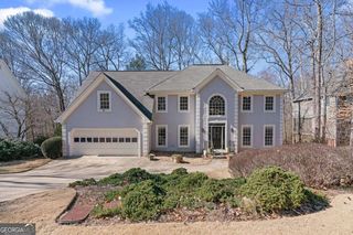 275 Sageglen Rd, Lawrenceville, GA 30044