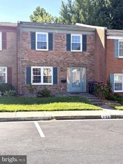 3156 Cedar Grove Dr, Fairfax, VA 22031
