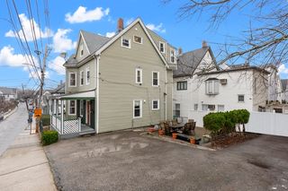 29 Sycamore St, Somerville, MA 02143