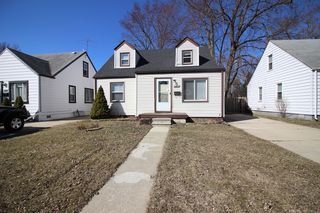 4166 Cadillac Ave, Wayne, MI 48184