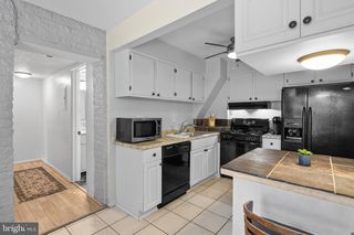 1824 Metzerott Rd #B5, Adelphi, MD 20783
