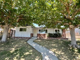 703 Garratt St, Taft, CA 93268