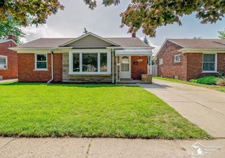 9309 Allen Rd, Allen Park, MI 48101