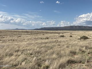 157B Red Tail Lane #2, Paulden, AZ 86334