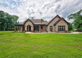 233 Hunter Rd, Jefferson, GA 30549