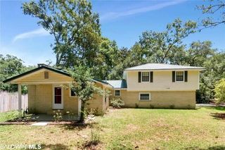 6041 Magnolia Rd, Theodore, AL 36582