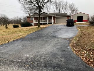 1570 Rock Ln, Nixa, MO 65714