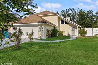 4907 Country Aire Ln, Tampa, FL 33624
