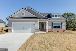 152 Franklin Hills Dr #B8, Carnesville, GA 30521