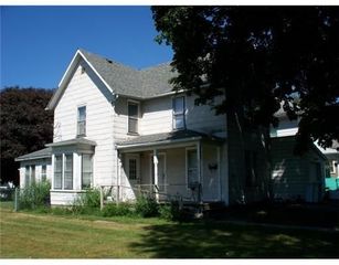 505 Hall St, Tama, IA 52339
