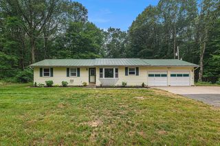 60510 Wood Lake Rd, Three Rivers, MI 49093