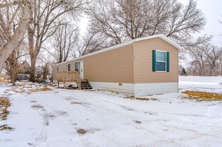 403 E  Prairie Ln, Mandan, ND 58554