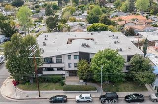 5805 Whitsett Ave #102, Valley Village, CA 91607