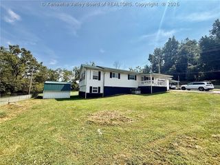659 Klondyke Rd, Ripley, WV 25271